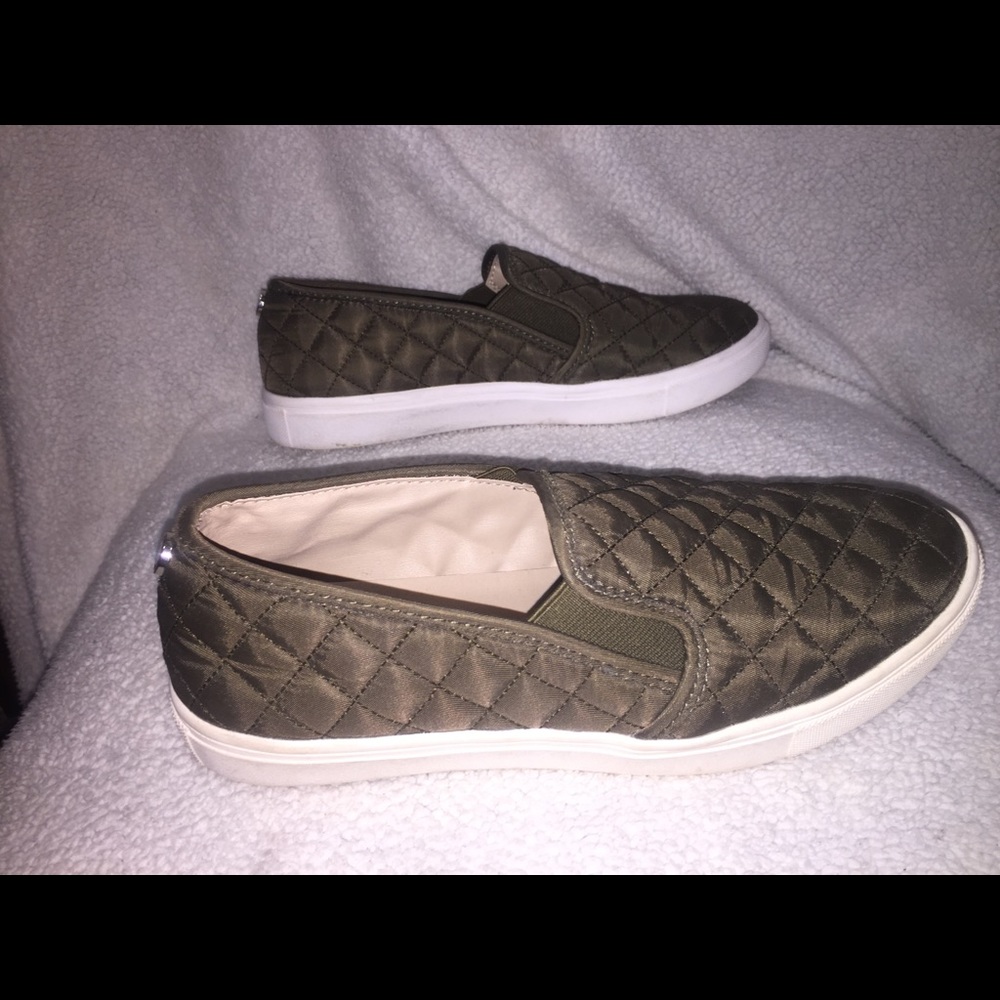 Steve Madden Olive Green Ecntrcqts - Picture 3 of 5